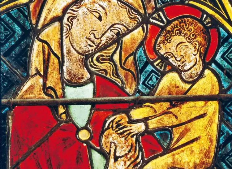 Foto: Staatliche Schlösser und Gärten Baden-Württemberg, Dieter Jäger Chorfenster in der Klosterkirche Heiligkreuztal